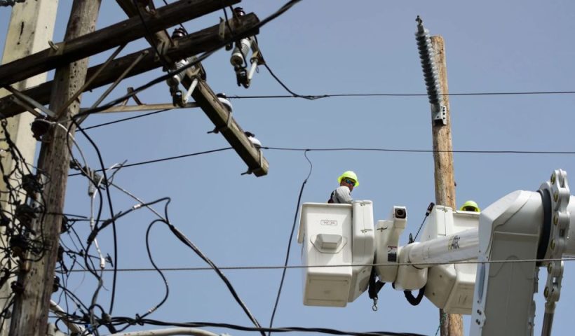 Central Arizona Struggles with Persistent Power Outages, Sparking Customer Anger