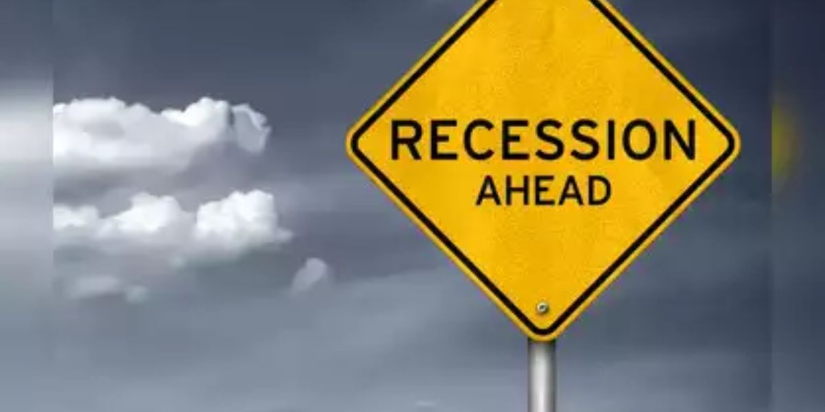 Major Bank's Update Recession Chances Now Higher, Says Latest Report