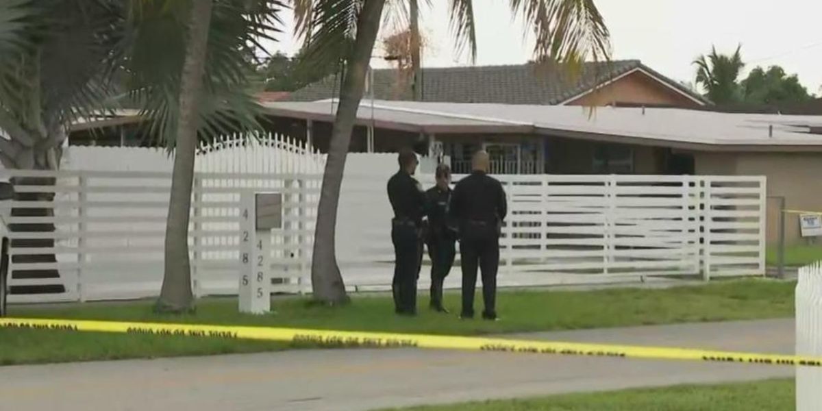 Officers Fatally Shoot Man After Stabbing in Hialeah Police Report