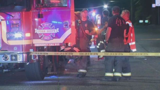 Seattle Fire Department Truck Involved in Fatal Accident Motorcyclist and Passenger Die (1)